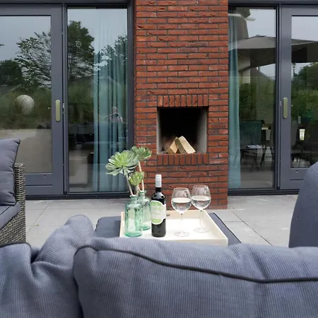 Holiday home Prachtige Duinvilla's Op Natuurpark Egmond aan den Hoef